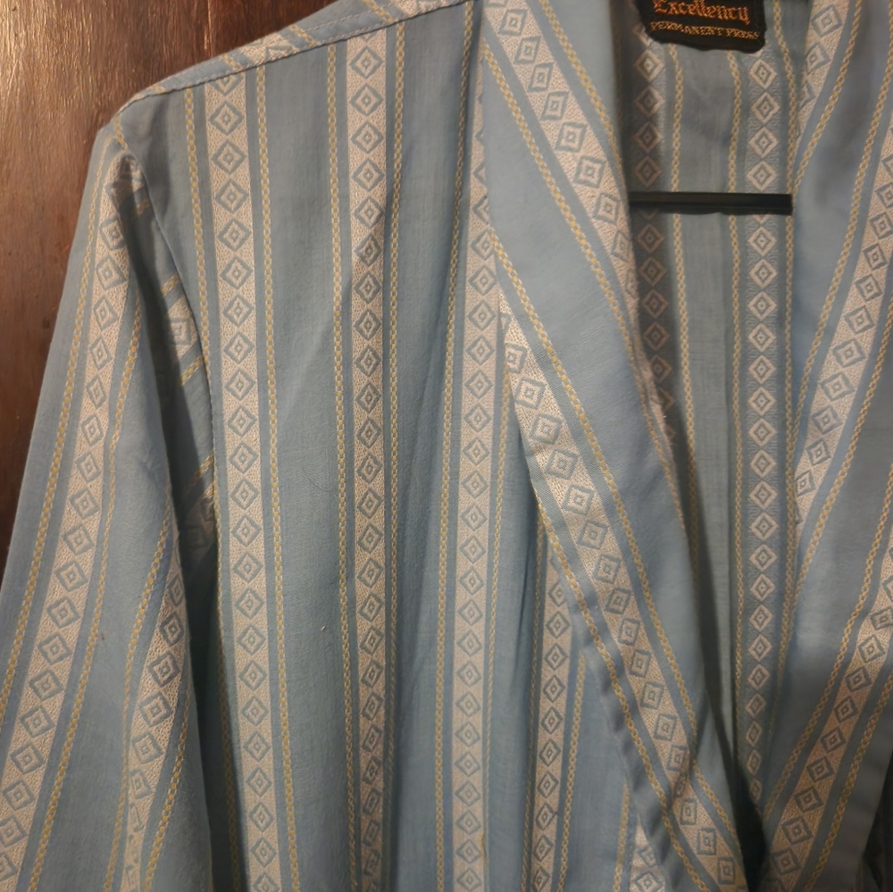 Vintage 70s robe